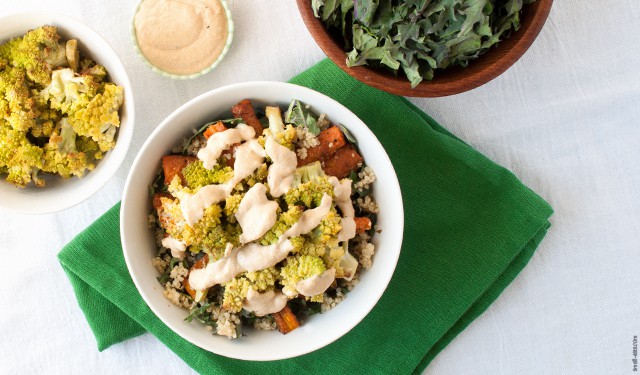 A kale and quinoa salad packed with roasted veggies and a bright lemon dressing to add a pop of color to your next meal.