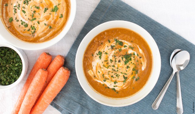 Enjoy a quick, yet filling vegetarian soup simply made with roasted carrots and lentils. | Roasted Carrot and Lentil Soup from small eats