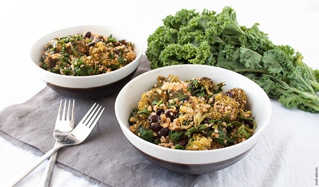 Keep your pantry stocked with a few essentials each week to whip up this quinoa salad and eat a nourishing meal, no matter what your day threw at you. | The Pantry Essentials Quinoa Salad from small-eats.com