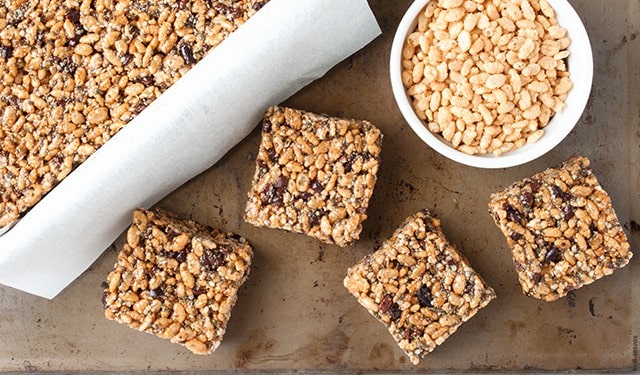 Up your rice crispy game with some chia, cacao and hemp for a healthier treat. | Healthy Superfood Rice Crispy Treats from small-eats.com