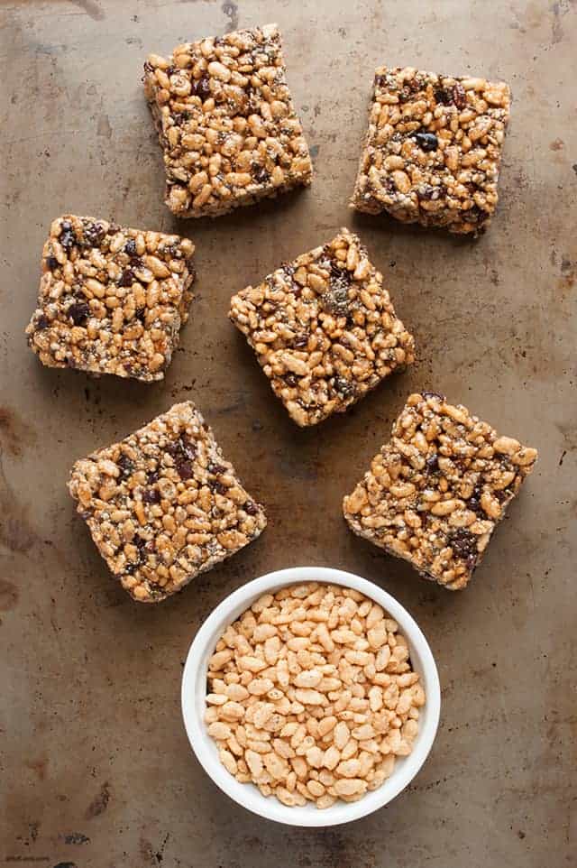 Up your rice crispy game with some chia, cacao and hemp for a healthier treat. | Healthy Superfood Rice Crispy Treats from small-eats.com