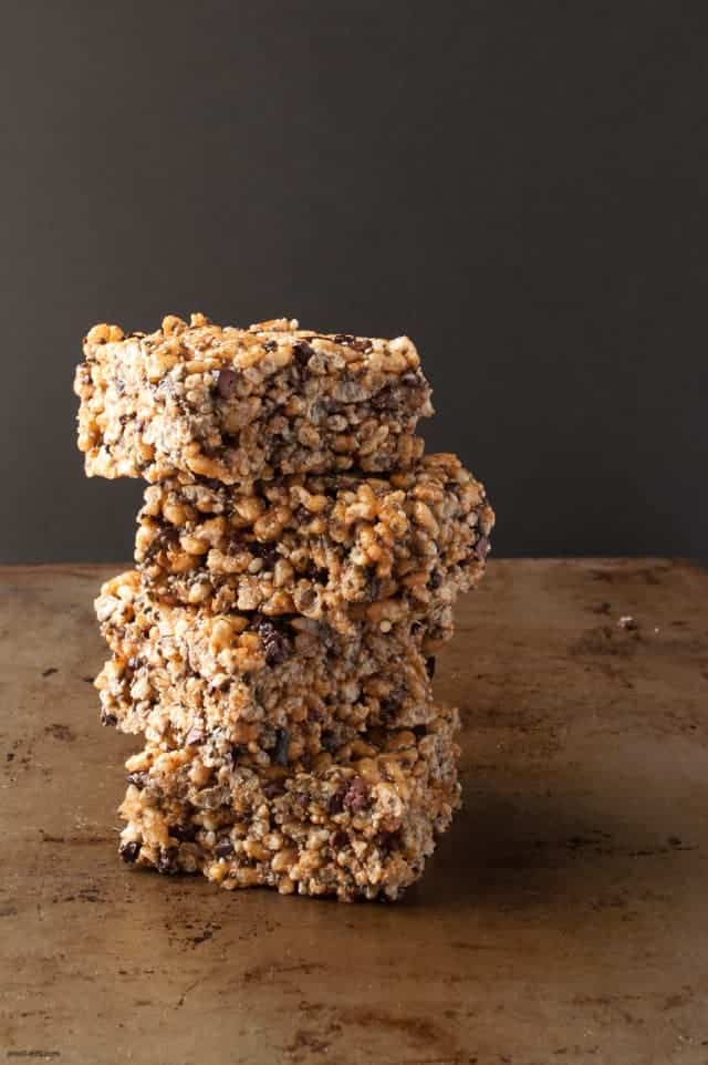 Up your rice crispy game with some chia, cacao and hemp for a healthier treat. | Healthy Superfood Rice Crispy Treats from small-eats.com