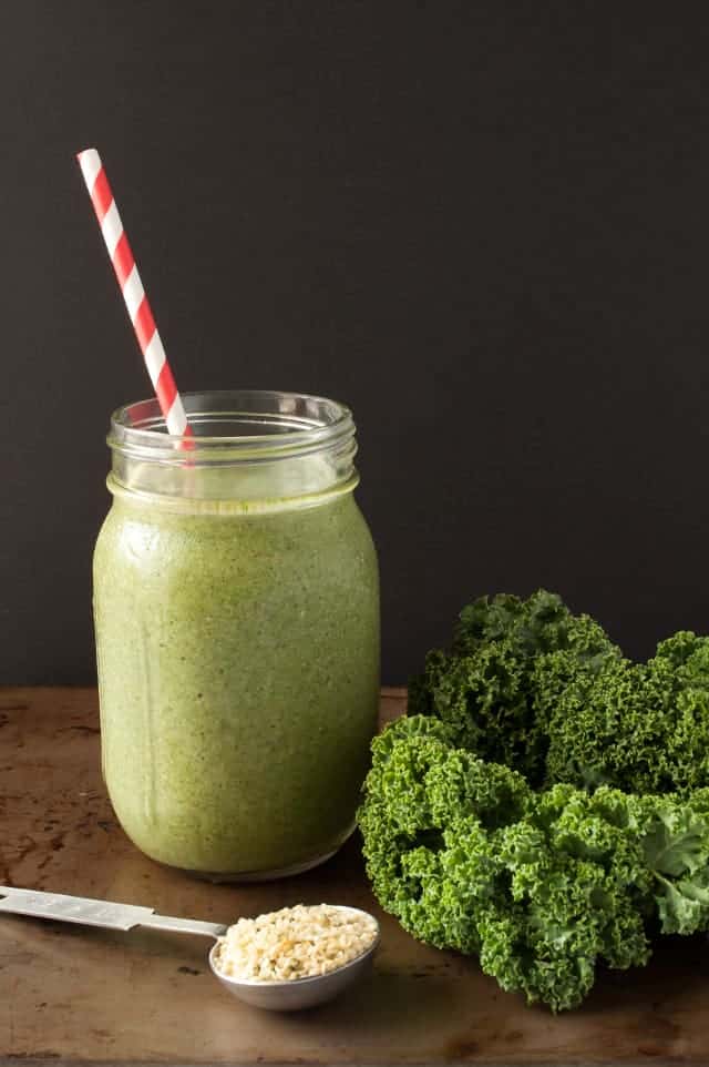 Take the power back from your mornings with a healthy green smoothie prepped the night before. | The Make Ahead Green Smoothie from small-eats.com