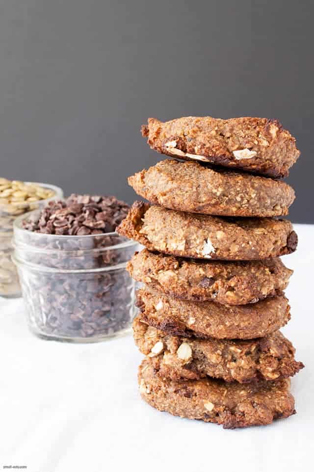 Clean up your post-workout snack with these vegan, gluten-free friendly Vegan Protein Cookies. | Vegan Protein Cookies from small-eats.com