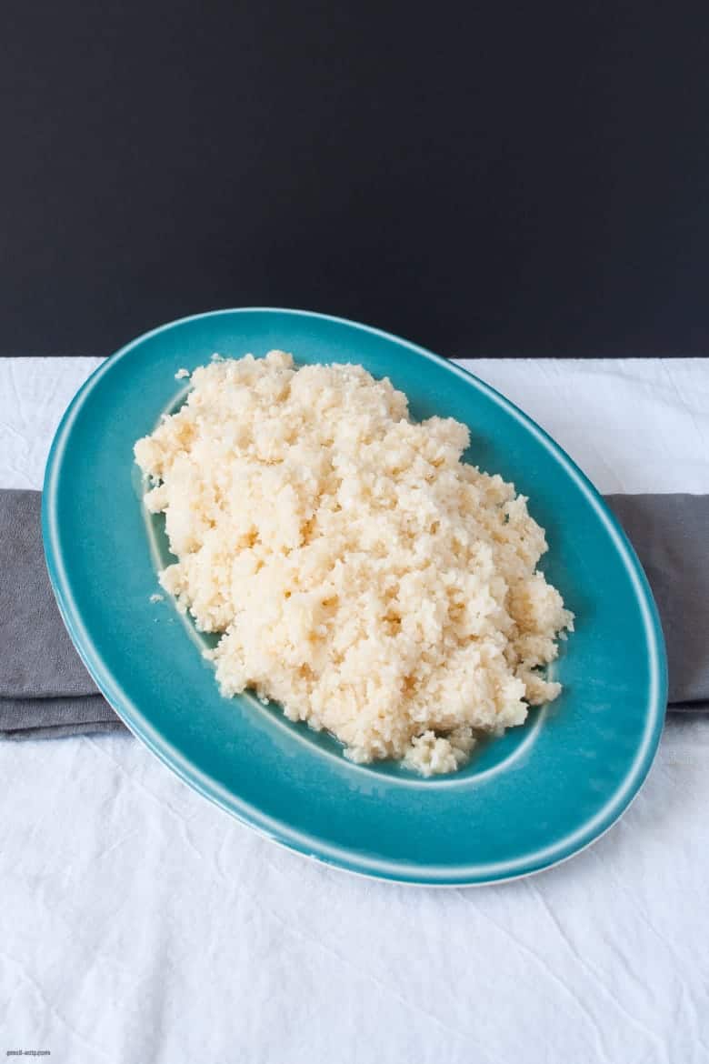An easy recipe on how to make paleo-friendly, grain-free, gluten rice swap using cauliflower. | Cauliflower Rice from small-eats.com 