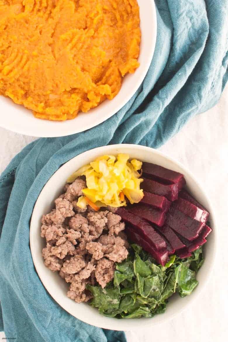Cozy up with a gluten free bowl packed with fall vegetables and grass fed ground beef. | Paleo Butternut Squash Bowl from small-eats.com 